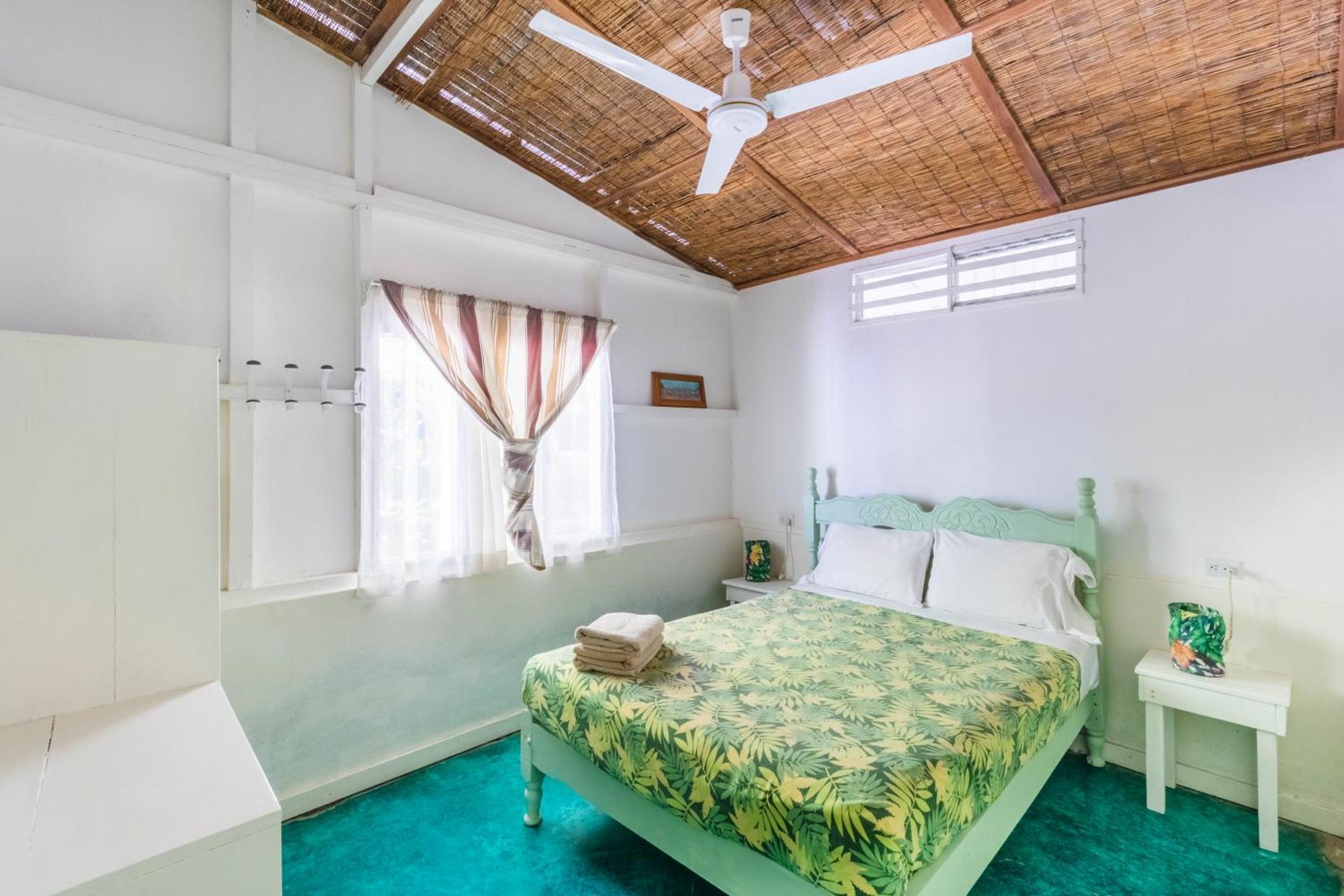 Bajo El Arbol B&B Playa Santa Teresa  Екстер'єр фото